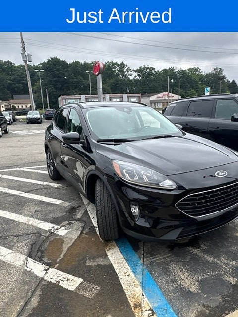 Used 2022 Ford Escape SEL w/ SEL Stealth AWD Package image 3