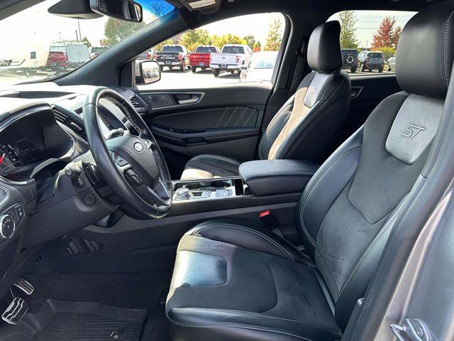 Used 2020 Ford Edge ST w/ Cold Weather Package image 10
