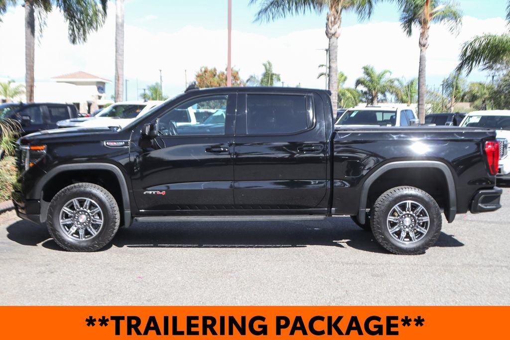 Used 2024 GMC Sierra 1500 AT4 w/ Technology Package AWD/4WD image 5