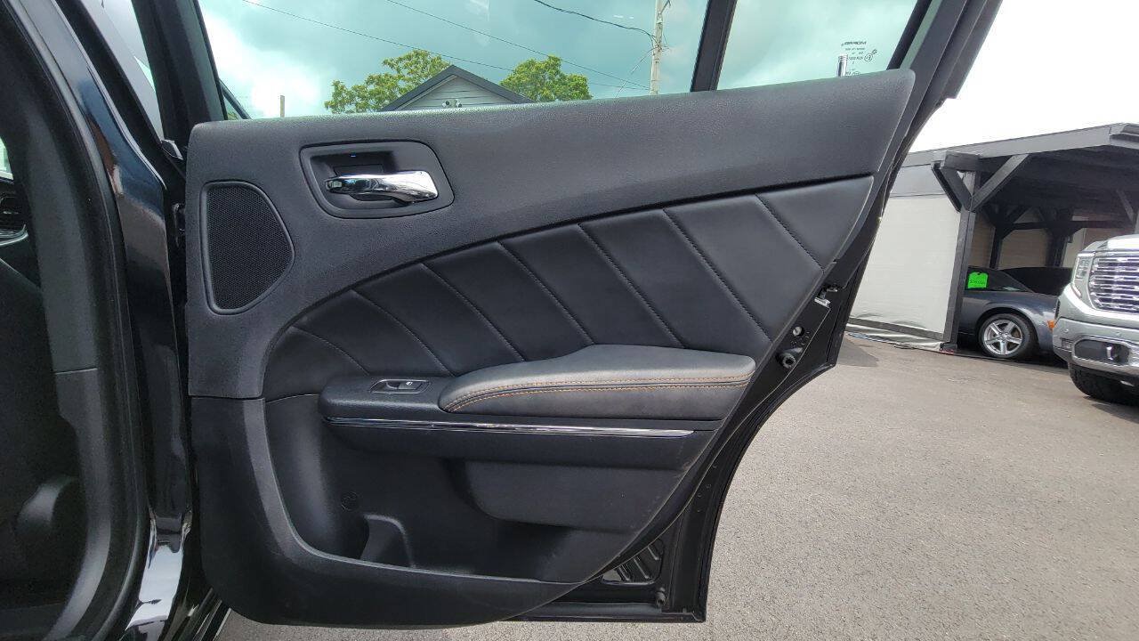Used 2014 Dodge Charger R/T RWD image 23