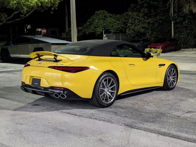 Used 2025 Mercedes-Benz SL 43 AMG image 5