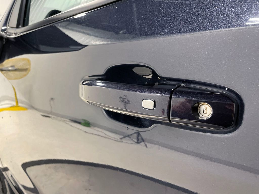 Used 2023 Chevrolet Silverado 1500 RST w/ Z71 Off-Road Package image 5