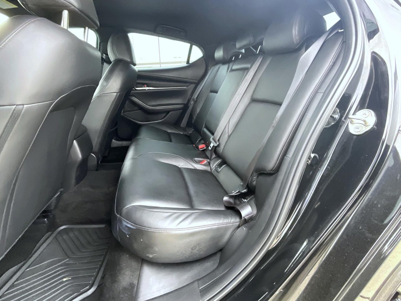 Used 2024 MAZDA MAZDA3 s FWD image 19