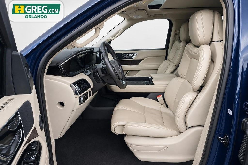 Used 2020 Lincoln Navigator L Reserve RWD image 10