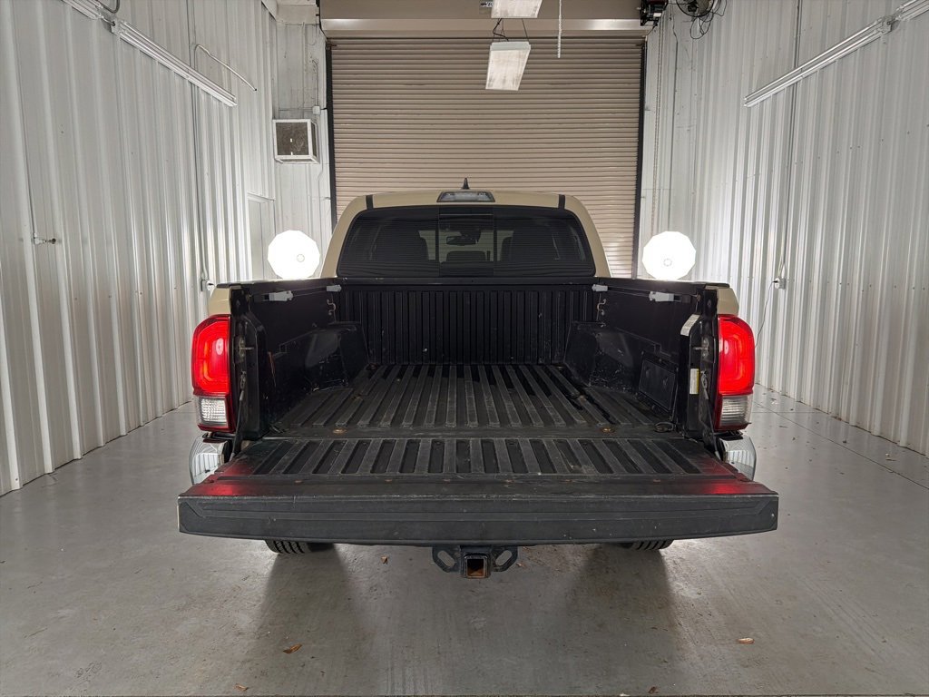 Used 2019 Toyota Tacoma SR5 image 8