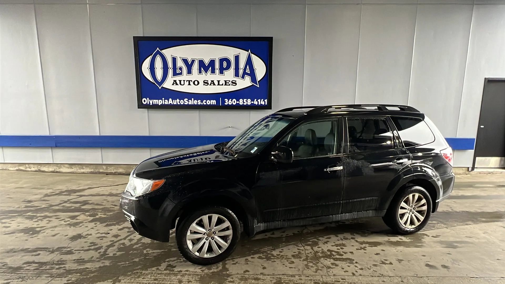 Used 2012 Subaru Forester 2.5X Limited image 1