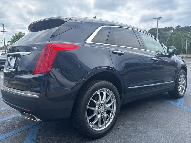 Used 2017 Cadillac XT5 Luxury w/ Driver Awareness Package FWD image 5