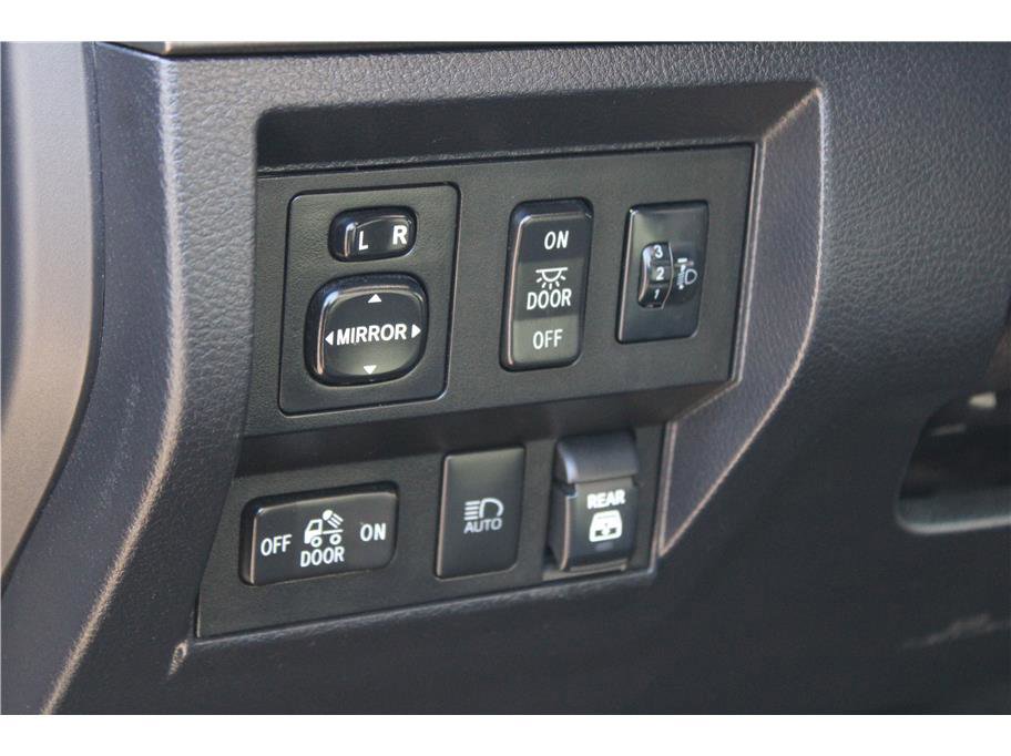 Used 2019 Toyota Tundra SR5 w/ SR5 Upgrade Package image 15