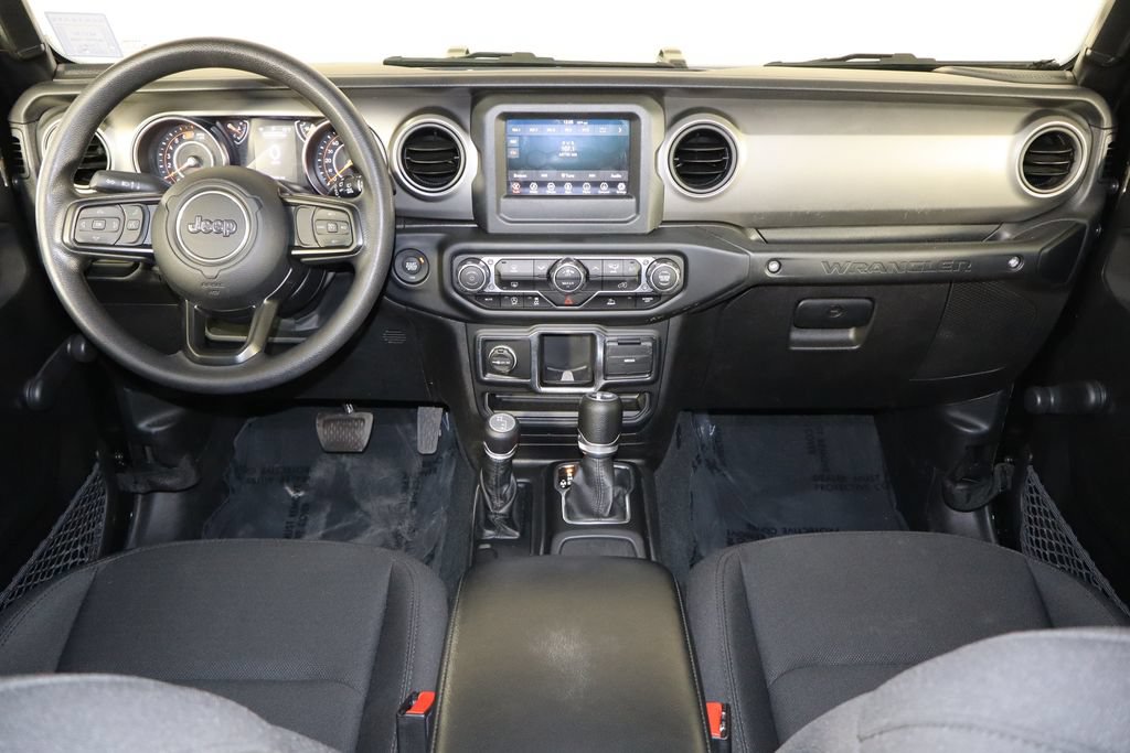 Used 2022 Jeep Wrangler Unlimited Sport AWD/4WD image 13