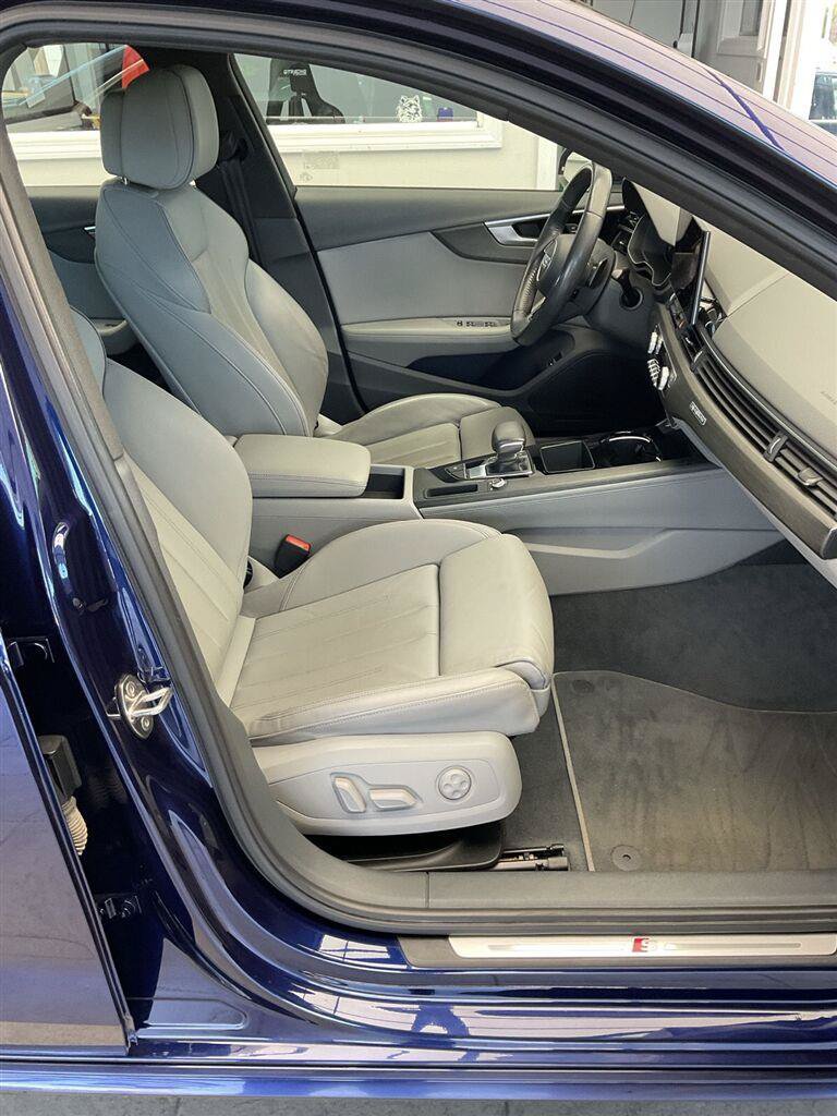 Used 2020 Audi A4 2.0T Premium Plus AWD/4WD image 12
