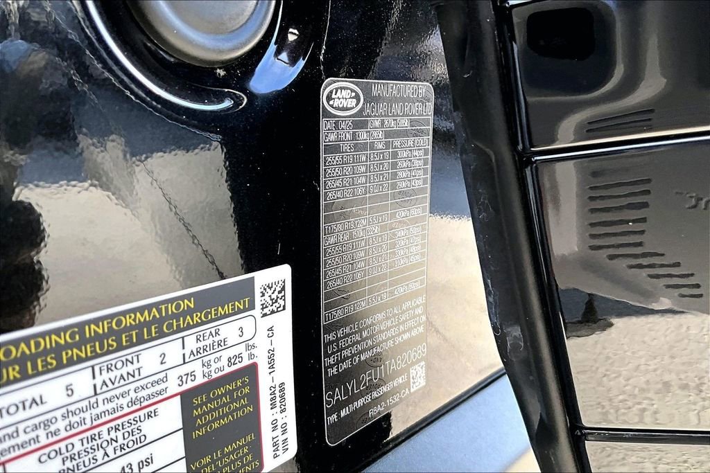 New 2026 Land Rover Range Rover Velar Dynamic SE image 8