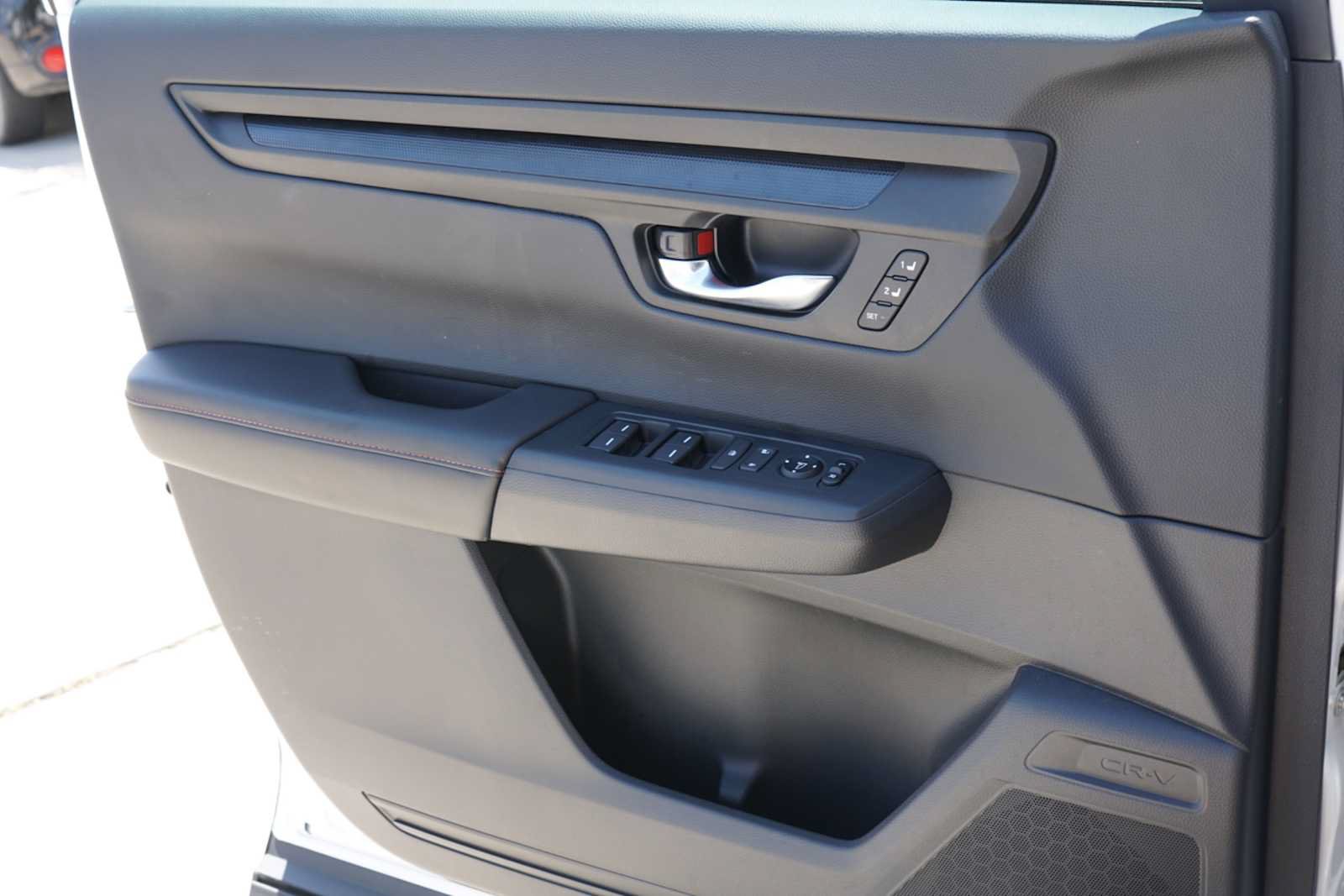 Used 2025 Honda CR-V Sport-L image 14