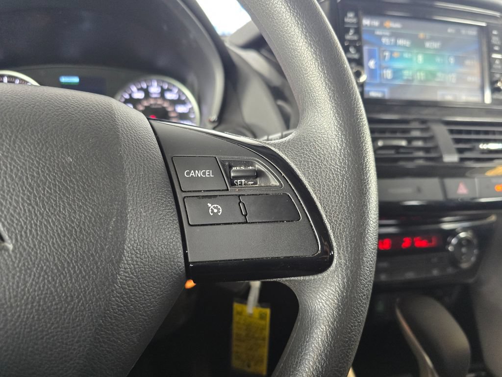 Used 2025 Mitsubishi Eclipse Cross ES AWD/4WD image 13