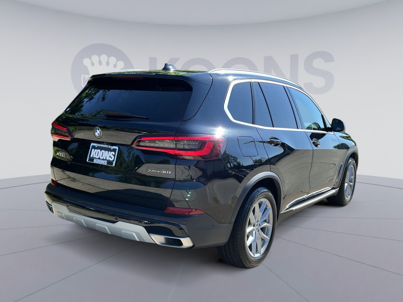 Used 2023 BMW X5 xDrive40i w/ Luxury Seating Package AWD/4WD image 16