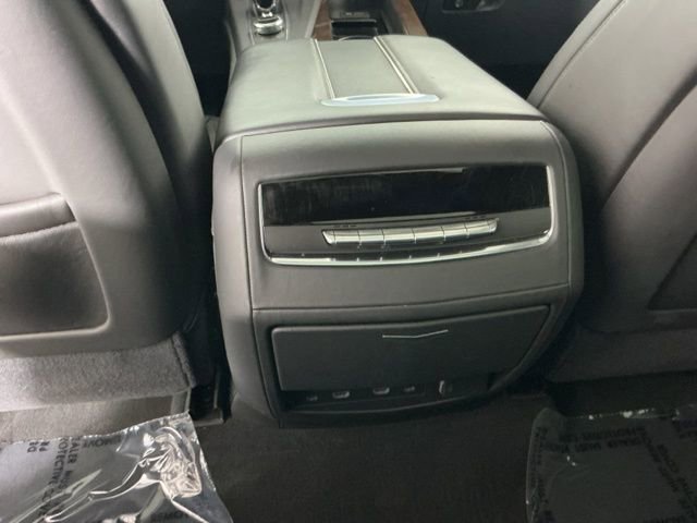 Used 2021 Cadillac Escalade Premium Luxury Platinum image 26