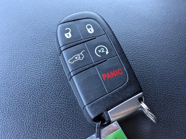 Used 2023 Dodge Durango R/T w/ Blacktop Package image 32