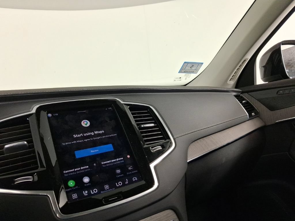 Certified 2023 Volvo XC90 T8 Ultimate AWD/4WD image 26