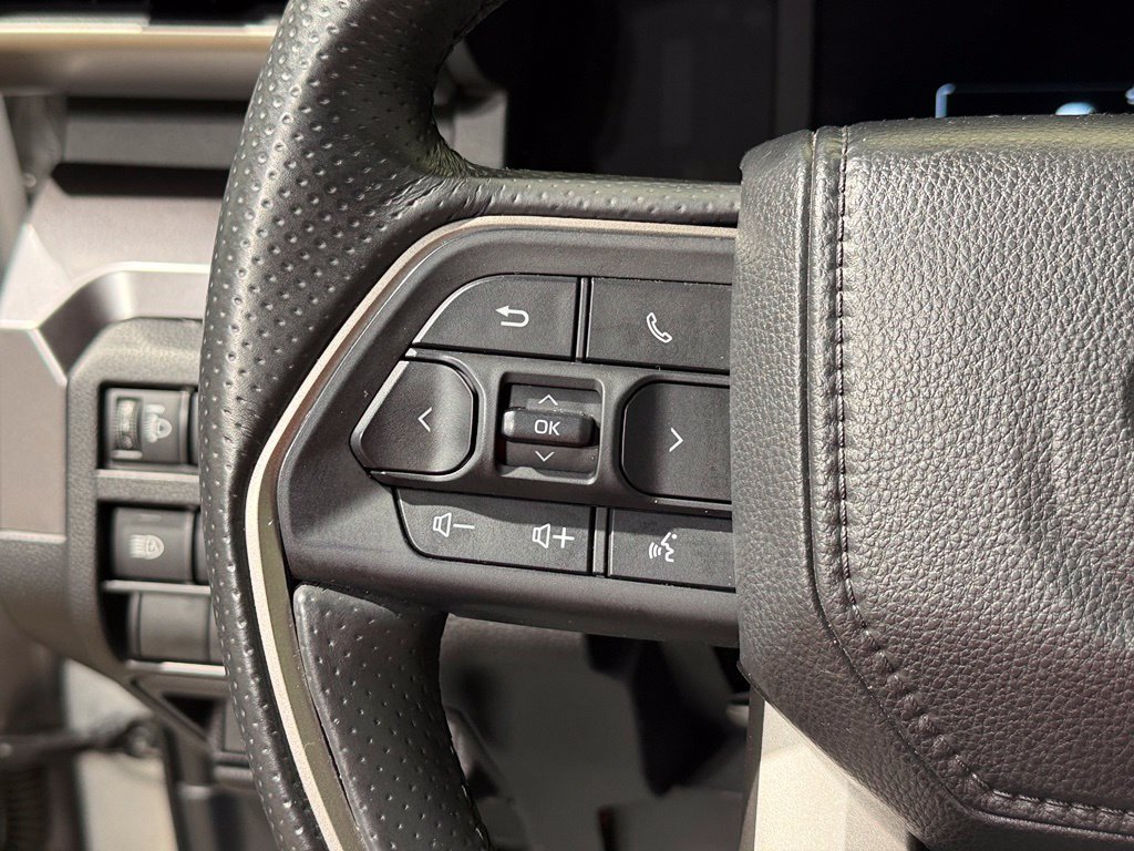 Certified 2025 Toyota 4Runner SR5 AWD/4WD image 24