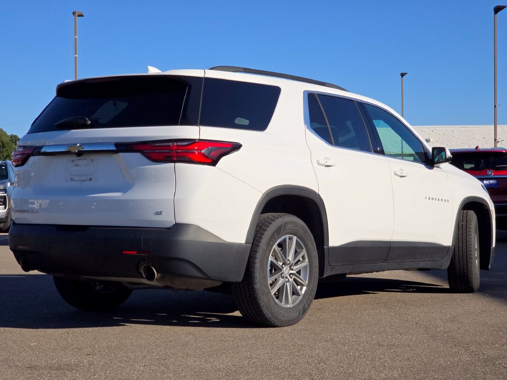 Used 2023 Chevrolet Traverse LT AWD/4WD image 20