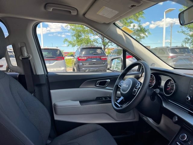 Certified 2022 Kia Carnival LX FWD image 35