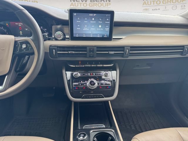 Used 2020 Lincoln Corsair FWD w/ Equipment Group 101A image 11