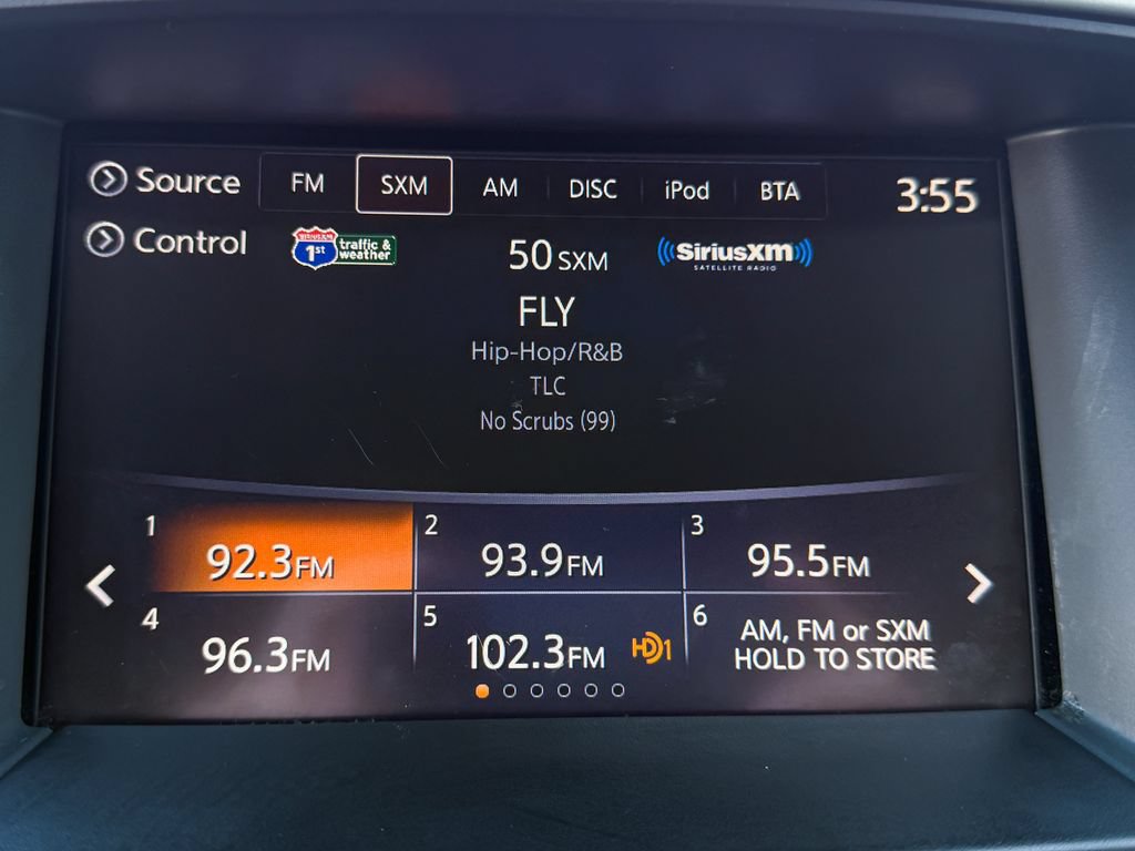 Used 2020 Nissan Pathfinder S AWD/4WD image 12
