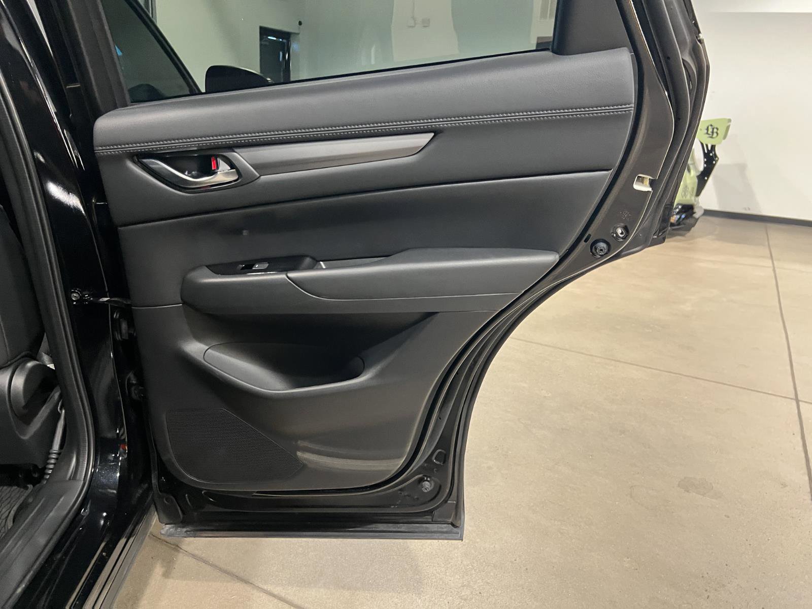 Used 2023 MAZDA CX-5 AWD 2.5 S w/ Select Package image 34