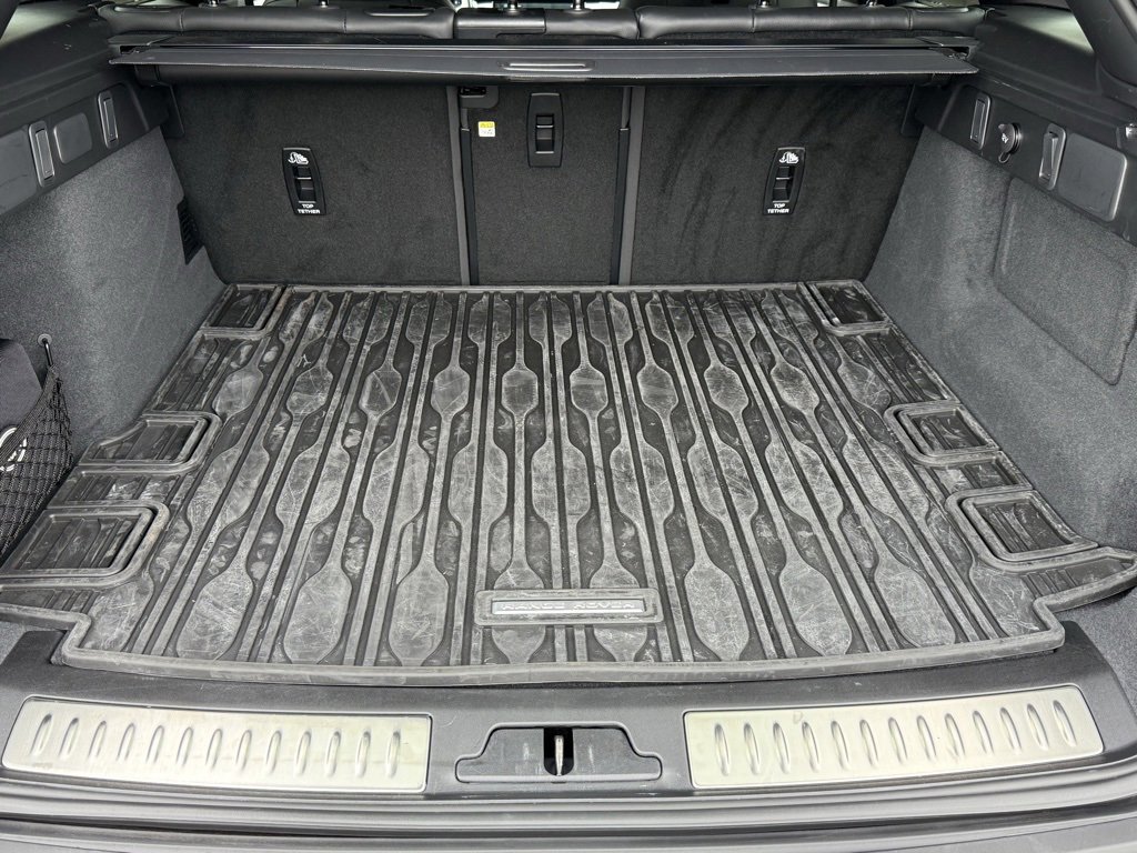 Used 2026 Land Rover Range Rover Velar Dynamic SE image 34
