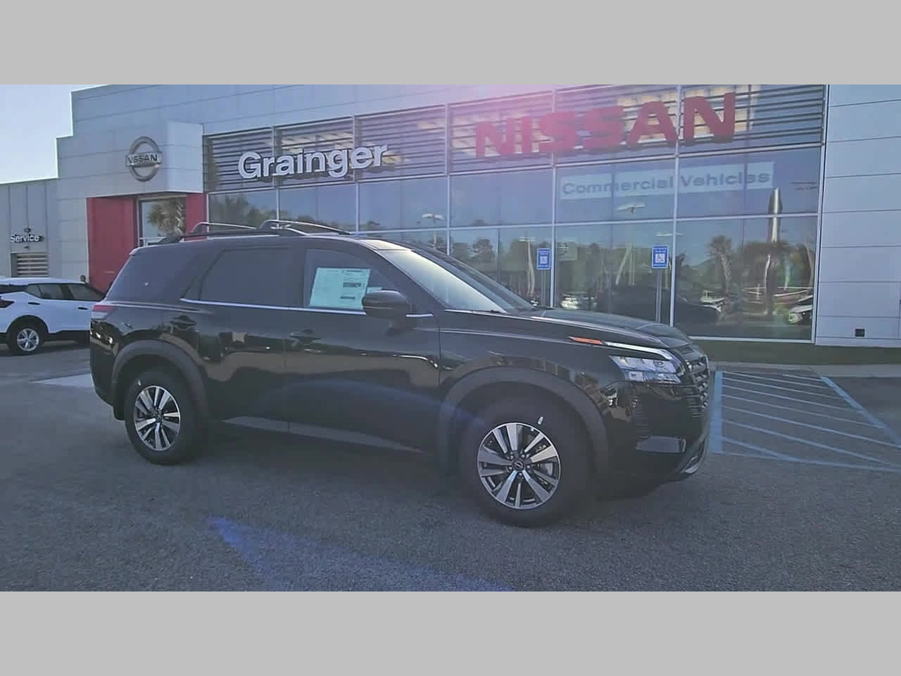 New 2026 Nissan Pathfinder SL FWD image 37