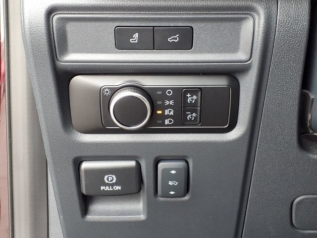 Used 2024 Ford Expedition XLT AWD/4WD image 23