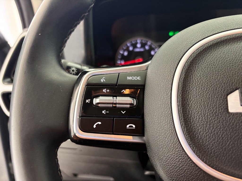 Used 2022 Kia Sorento S FWD image 5