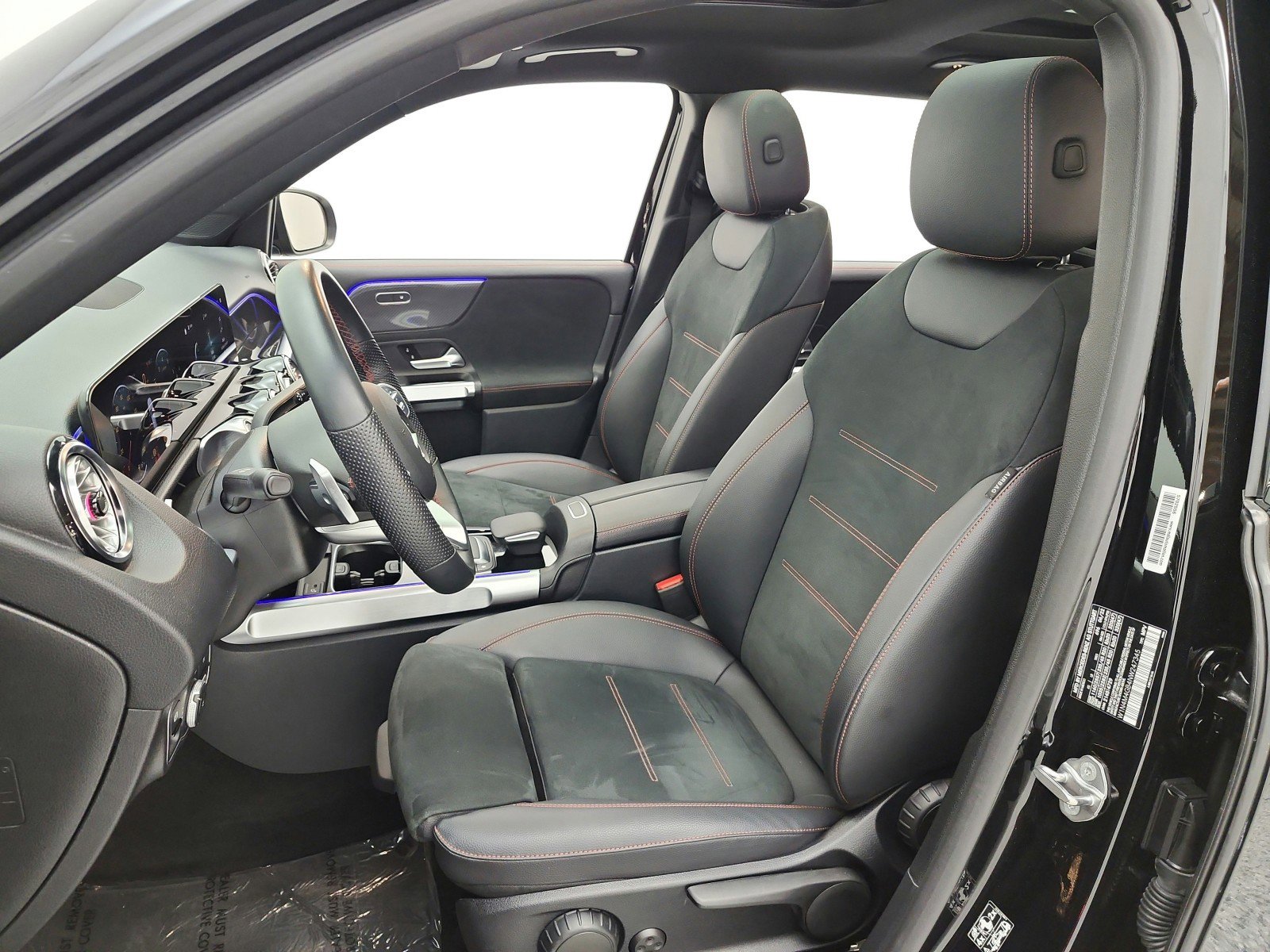 Used 2022 Mercedes-Benz GLB 250 image 15