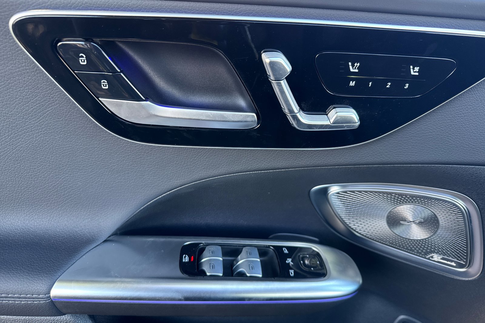 New 2025 Mercedes-Benz C 300 Sedan image 12