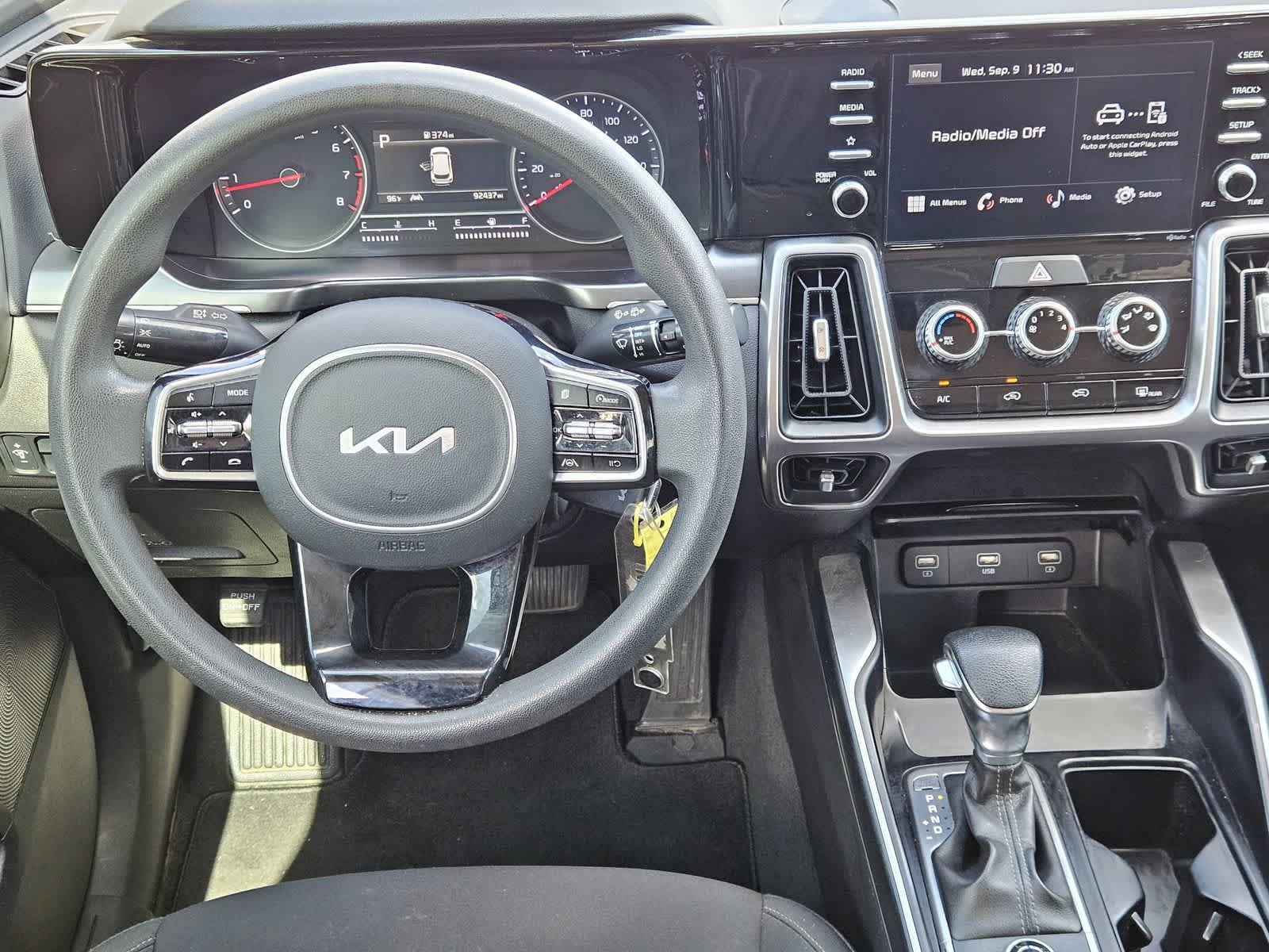 Used 2022 Kia Sorento LX FWD image 23