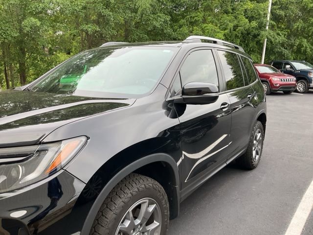 Used 2024 Honda Passport TrailSport image 11