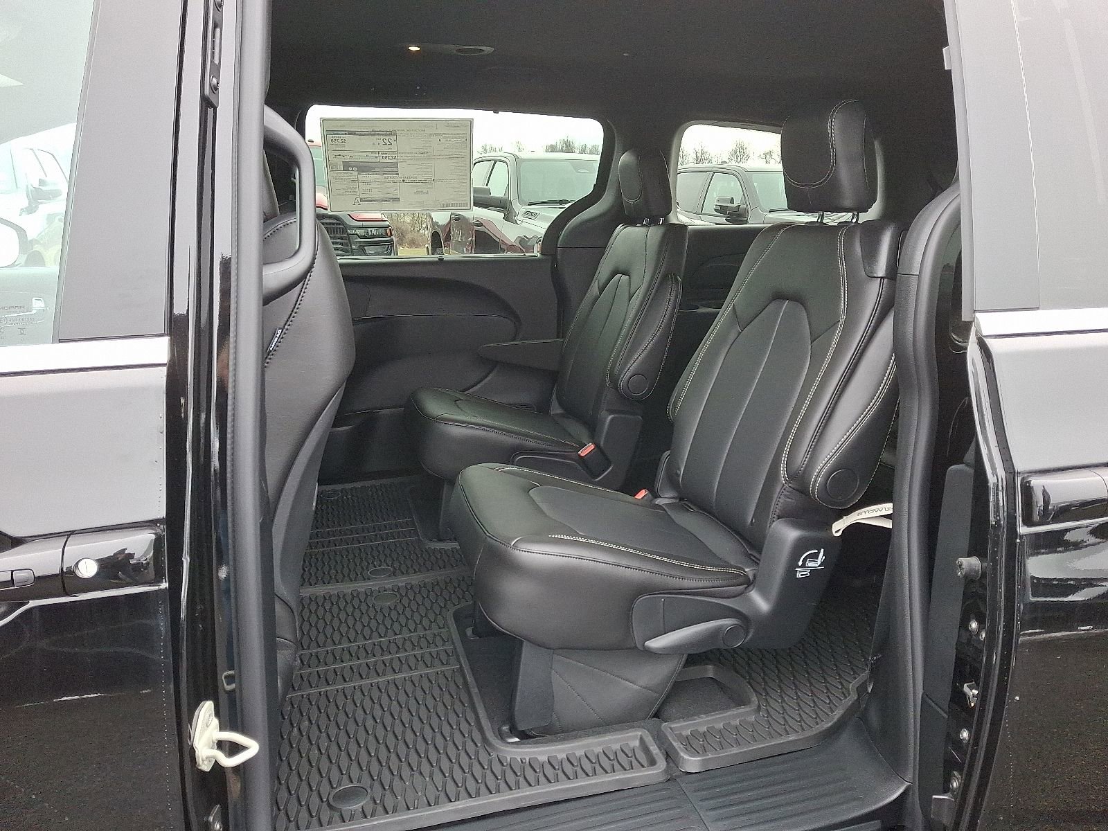 New 2026 Chrysler Voyager LX FWD image 7