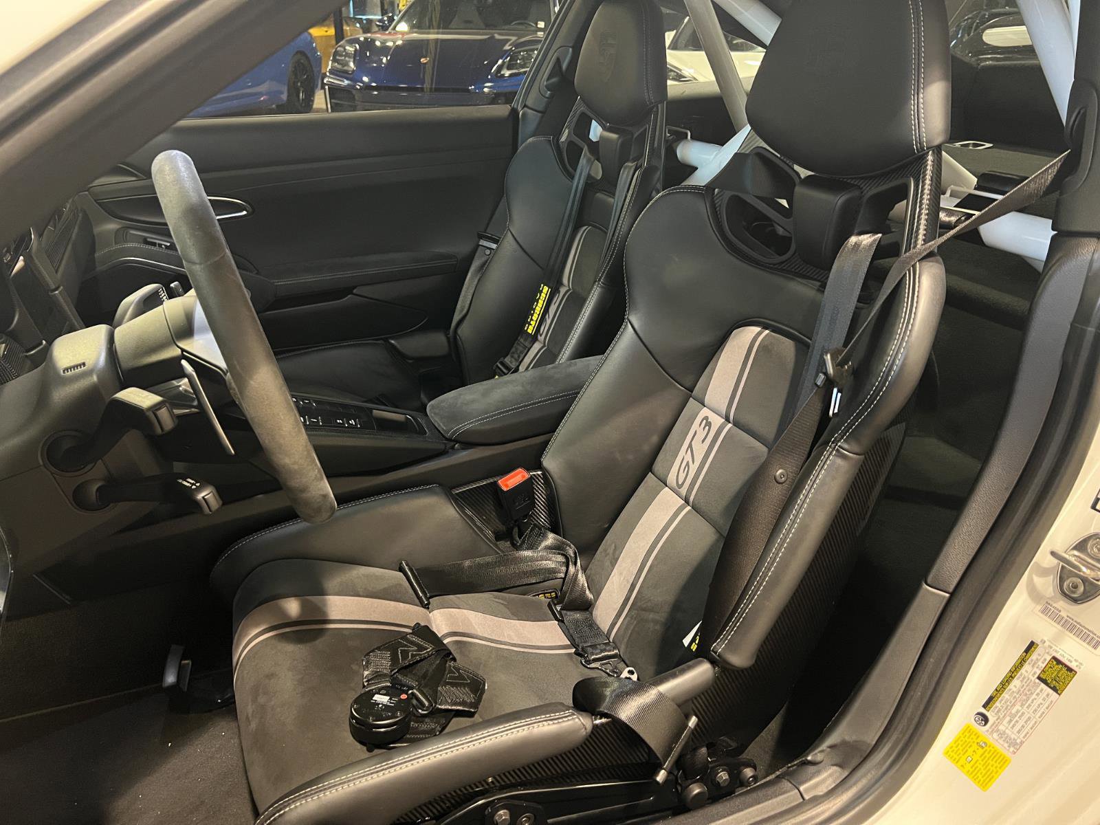 Used 2018 Porsche 911 GT3 image 9