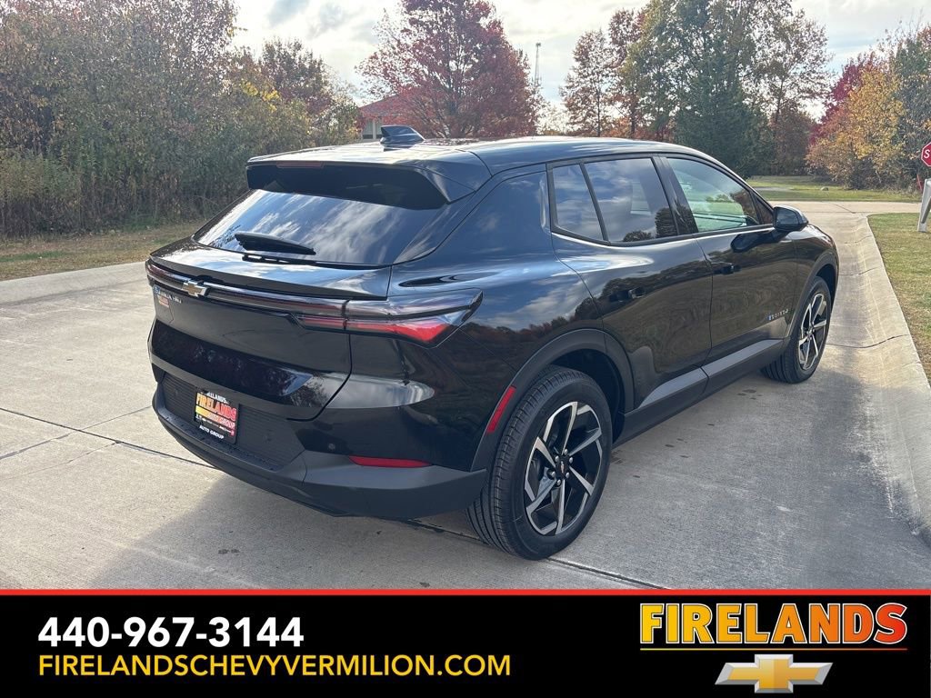 New 2026 Chevrolet Equinox EV LT image 9