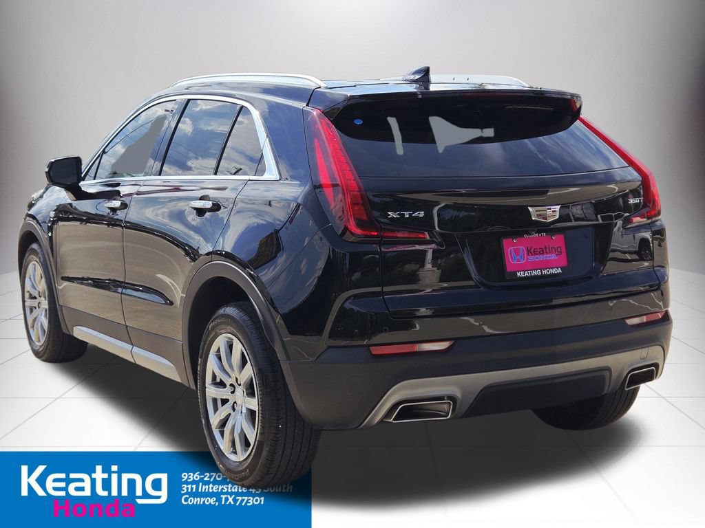 Used 2023 Cadillac XT4 Premium Luxury w/ Technology Package FWD image 8