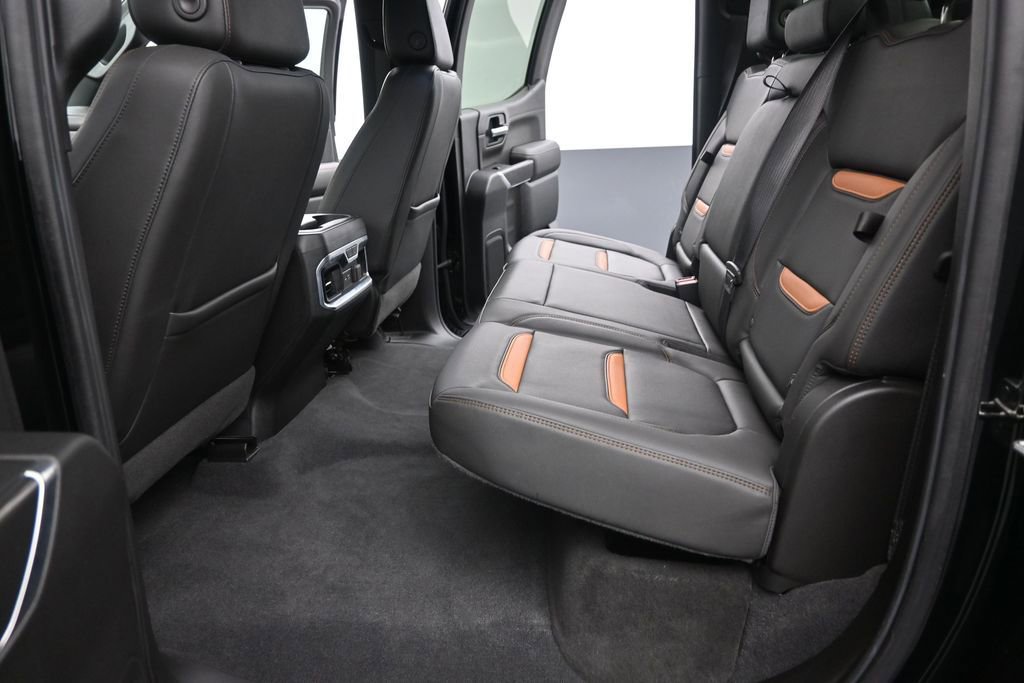 Used 2020 GMC Sierra 1500 AT4 w/ AT4 Premium Package AWD/4WD image 14