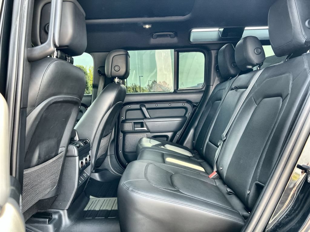 Certified 2023 Land Rover Defender 110 V8 AWD/4WD image 15