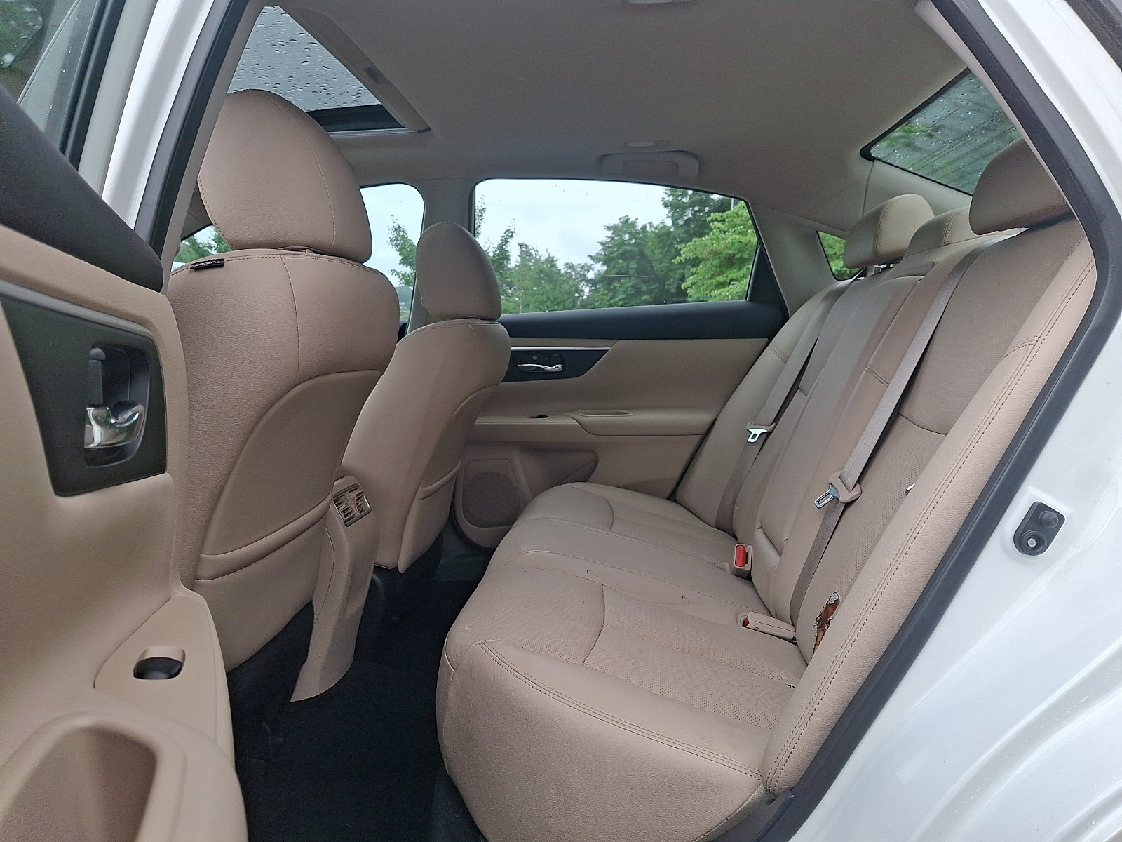 Used 2016 Nissan Altima 2.5 SL w/ 2.5 Technology Package FWD image 10