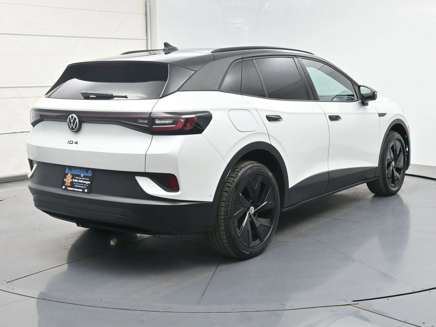 Used 2025 Volkswagen ID.4 Pro S Plus image 26