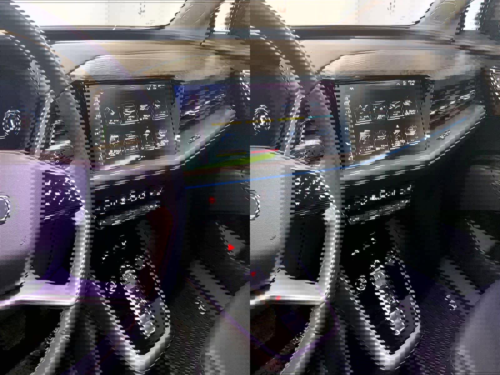 Used 2023 Audi Q4 e-tron Premium Plus w/ Premium Plus image 8