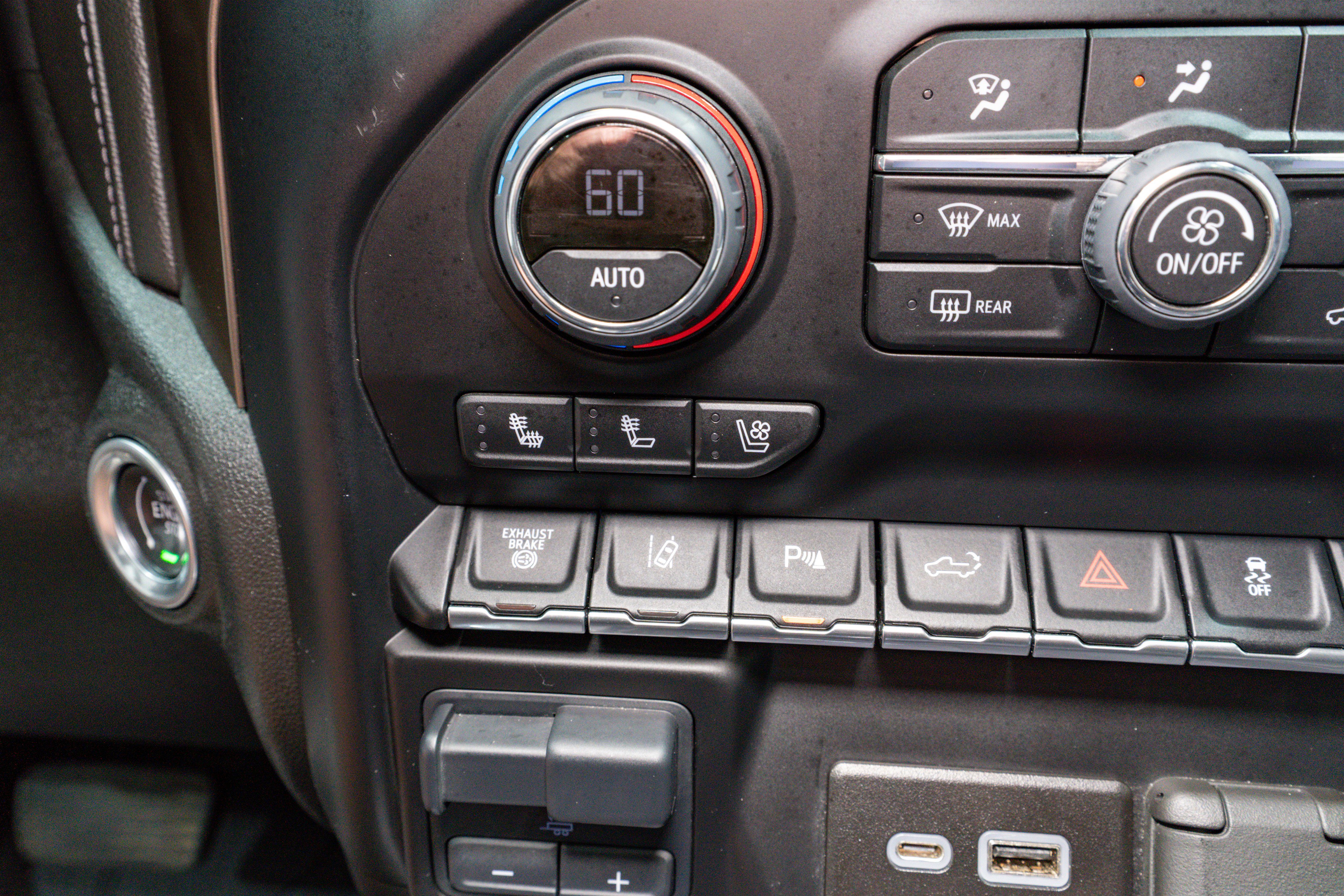 Used 2023 Chevrolet Silverado 3500 High Country image 30