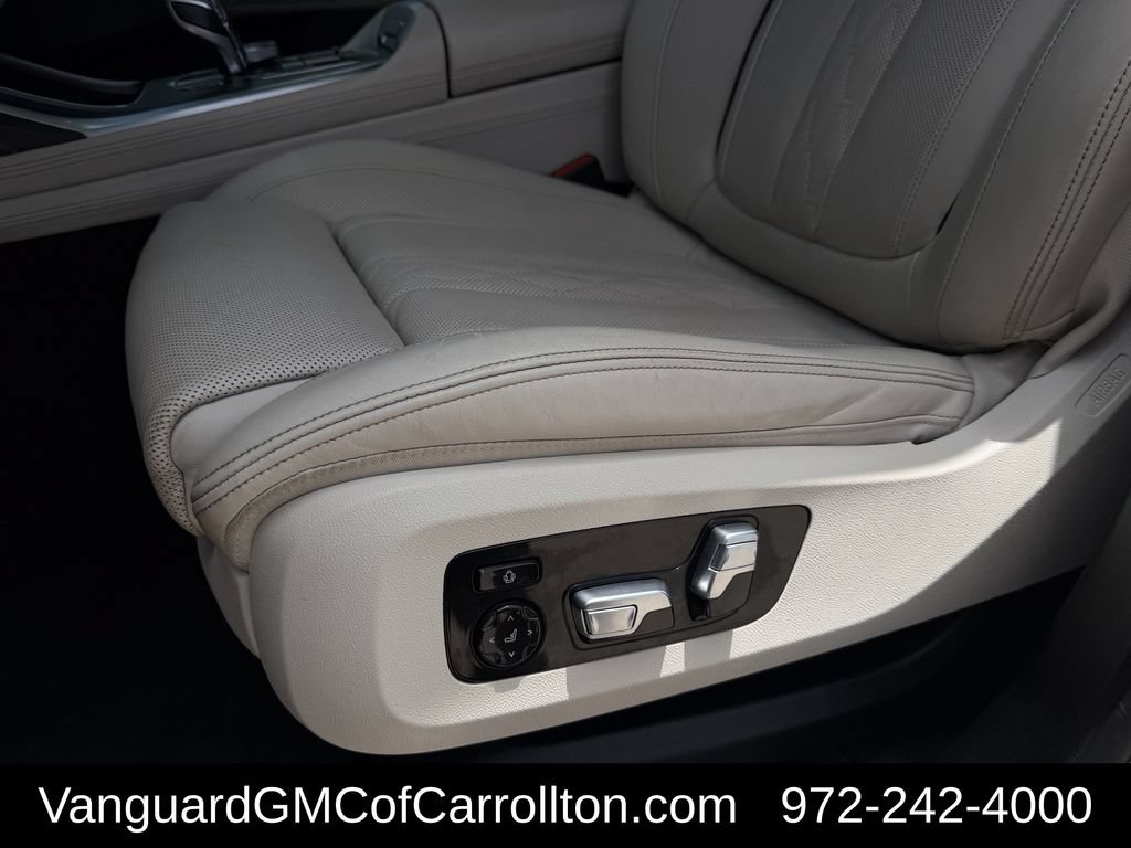 Used 2019 BMW X7 xDrive50i w/ Premium Package AWD/4WD image 32