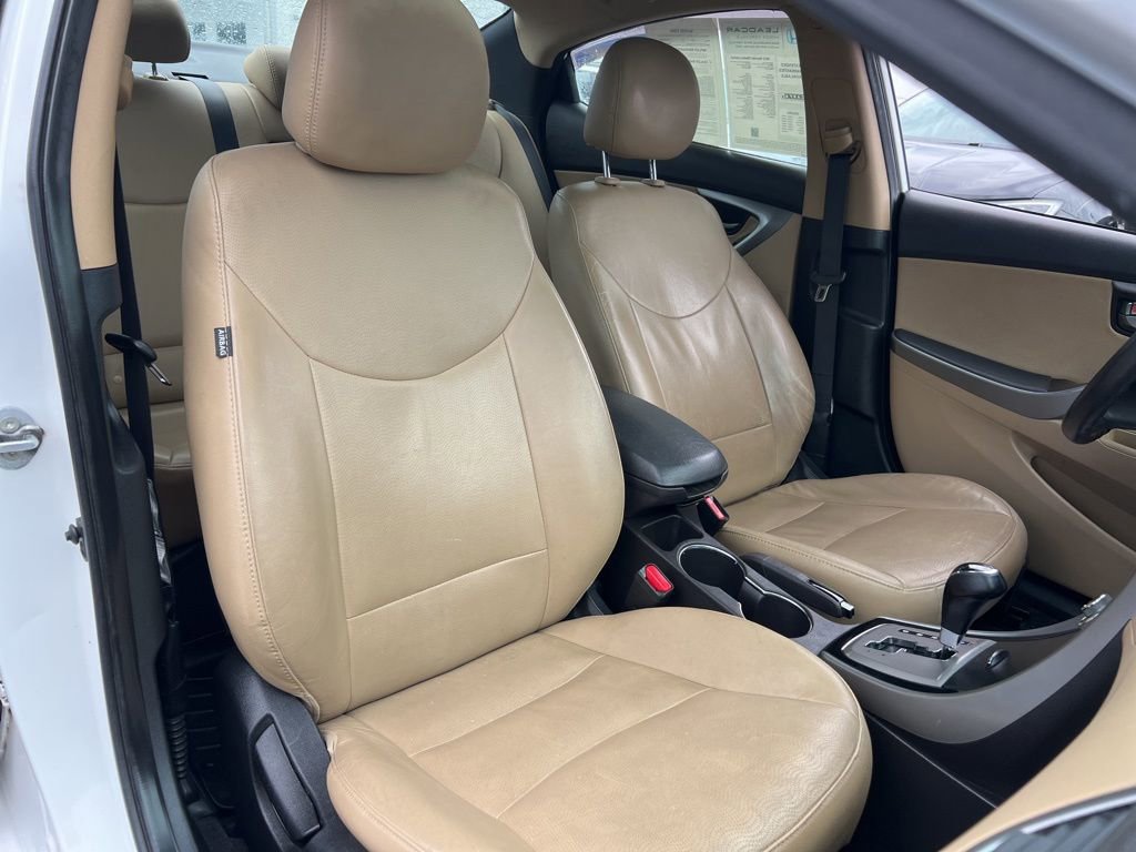 Used 2013 Hyundai Elantra Limited FWD image 23