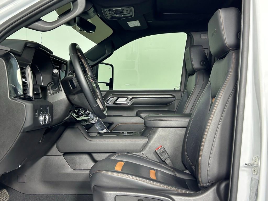 Used 2024 GMC Sierra 2500 AT4 w/ AT4 Premium Plus Package image 28