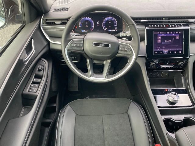 New 2025 Jeep Grand Cherokee L Altitude AWD/4WD image 37