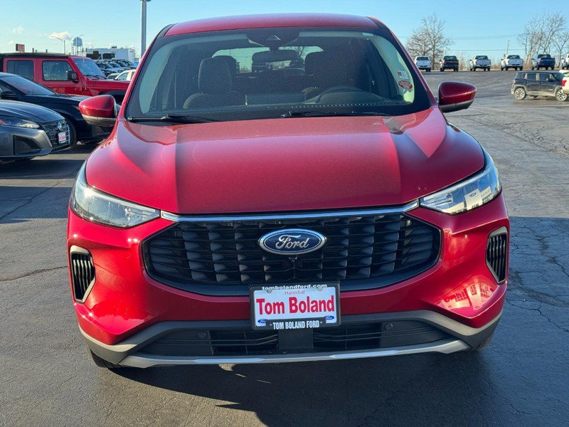 Used 2023 Ford Escape Active w/ Tech Pack #2 AWD/4WD image 10